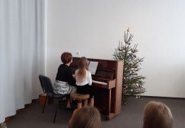 Vánoční koncert ZUŠ (7).jpg